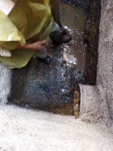 تخلیه چاه با ماشین 12 هزار تایی در نارمک جنوبی